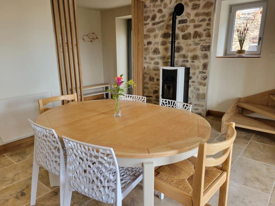 Ferienhaus Charmante Maison Totalement Renovee Saint-Géron